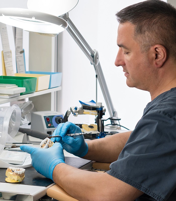 An example of dentures being made in Jonesboro